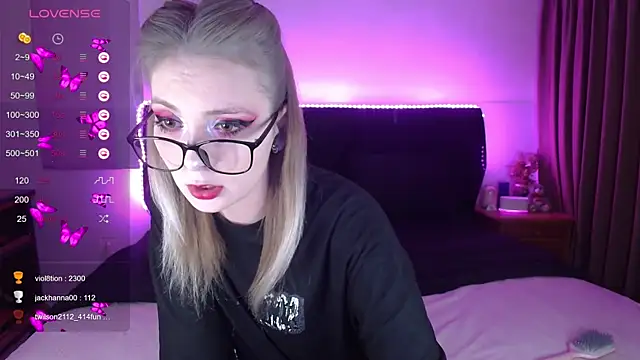 Snapshot of amyshhka chatting on November 30, 2025, 11:38 pm amyshhka online show from November 30, 2025, 11:38 pm