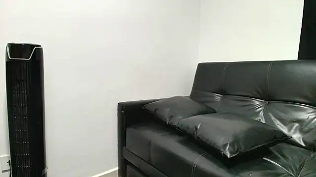 liorvante online show from April 7, 2026, 1:29 am