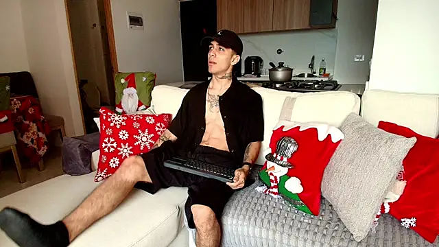 liorvante online show from December 18, 2025, 3:49 pm