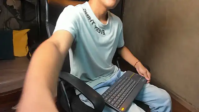 isaac grimm online show from February 21, 2026, 3:08 am