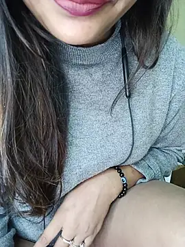 Kavya Baby online show from February 1, 2026, 8:40 pm