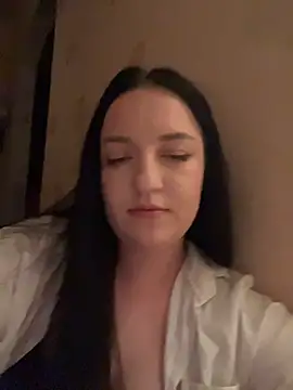 DianazLove1 online show from June 22, 2026, 7:33 pm