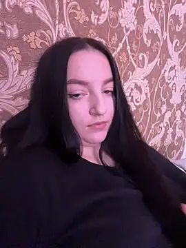 DianazLove1 online show from February 11, 2026, 9:53 am