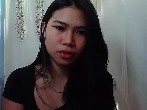 Allysonxx05 online show from December 15, 2025, 1:00 am