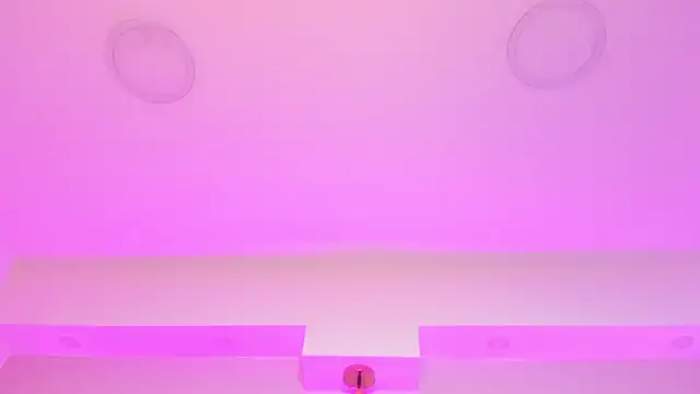 Snapshot of GrishaMochka chatting on February 18, 2026, 12:23 pm GrishaMochka online show from February 18, 2026, 12:23 pm