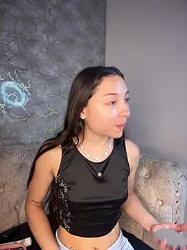 Snapshot of Mia_Luxor chatting on July 17, 2026, 11:40 am Mia Luxor online show from July 17, 2026, 11:40 am