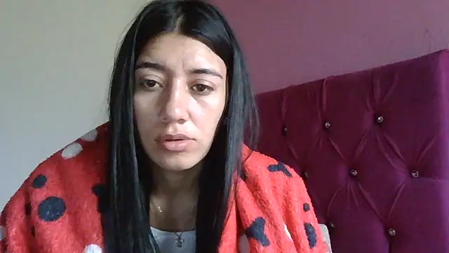 Snapshot of TaylorLove- chatting on December 22, 2025, 12:16 pm TaylorLove- online show from December 22, 2025, 12:16 pm