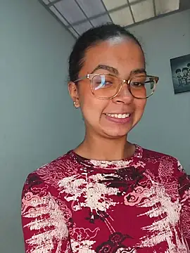   VioletaHeaven   online show from March 18, 2026, 8:53 pm