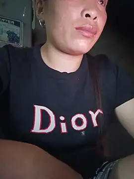 Evelyn-n online show from June 12, 2026, 9:40 am