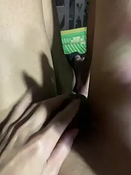 anh-soi123 online show from April 2, 2026, 4:35 pm