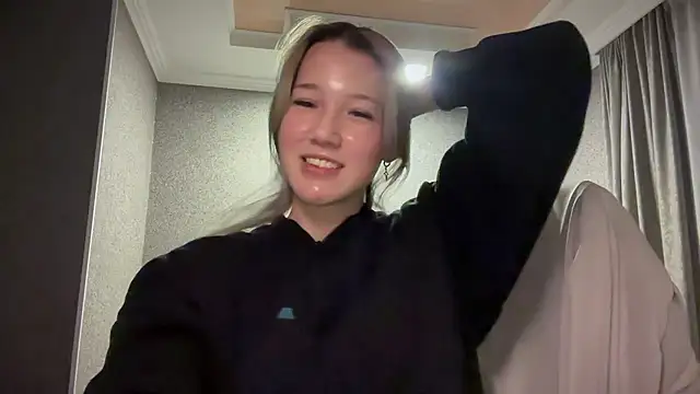 lilXdomii online show from January 10, 2026, 11:33 pm