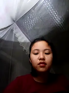 Pretty-haert online show from March 31, 2026, 9:39 pm