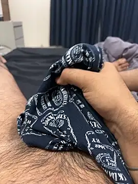 BlahNextDoor online show from April 18, 2026, 10:10 pm