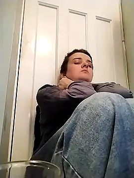 Snapshot of Amy01112 chatting on February 19, 2026, 2:03 pm Amy01112 online show from February 19, 2026, 2:03 pm