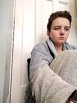 Snapshot of Amy01112 chatting on February 24, 2026, 1:45 pm Amy01112 online show from February 24, 2026, 1:45 pm