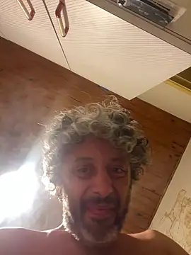 Snapshot of Petebulimia chatting on February 26, 2026, 11:05 pm Petebulimia online show from February 26, 2026, 11:05 pm