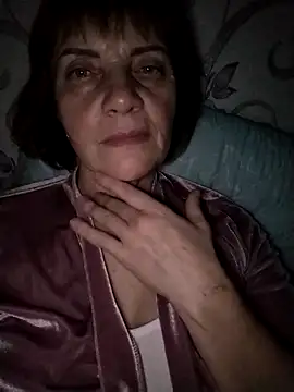 Snapshot of MichelleLove48 chatting on February 6, 2026, 9:33 pm MichelleLove48 online show from February 6, 2026, 9:33 pm