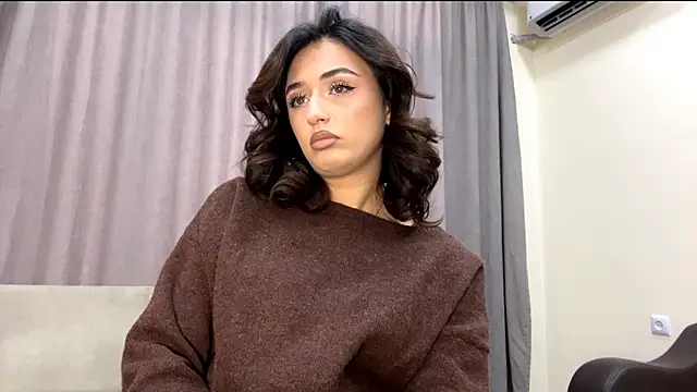 Snapshot of ParsedFix chatting on January 8, 2026, 12:11 pm ParsedFix online show from January 8, 2026, 12:11 pm