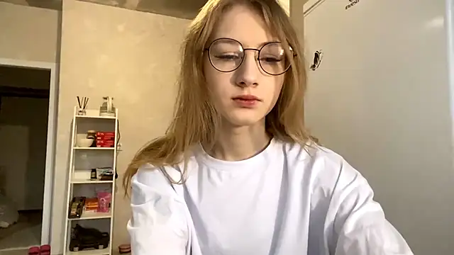 MargyDejong online show from December 1, 2025, 8:04 am