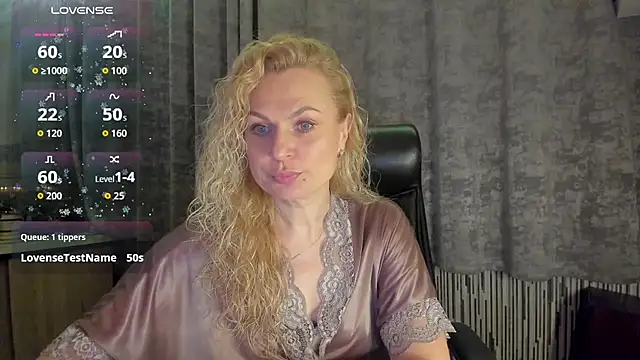 LanaLight x online show from March 16, 2026, 7:05 pm