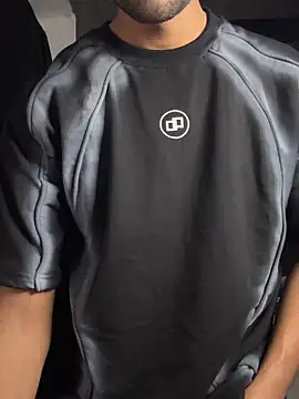 fitboy xxx online show from December 18, 2025, 6:34 pm