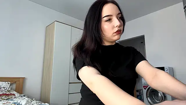 Snapshot of WhiteNoiseJoy chatting on December 22, 2025, 9:09 am WhiteNoiseJoy online show from December 22, 2025, 9:09 am