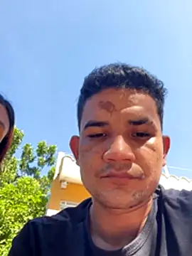 Snapshot of Jessyjames_ chatting on December 5, 2025, 2:37 pm Jessyjames online show from December 5, 2025, 2:37 pm