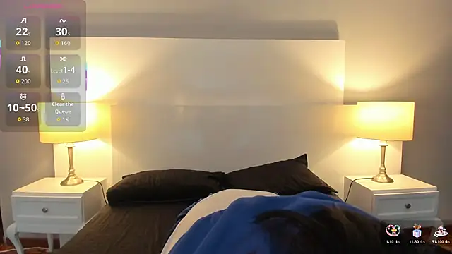 Snapshot of Ariana_collinss chatting on December 17, 2025, 12:10 pm Ariana collinss online show from December 17, 2025, 12:10 pm