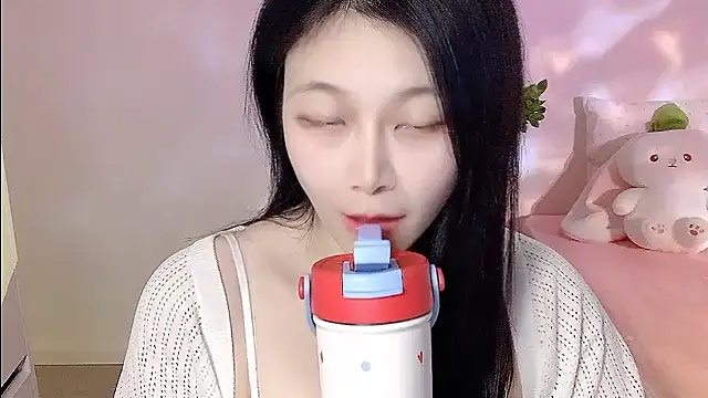 Snapshot of youyou-66 chatting on January 14, 2026, 9:02 am youyou-66 online show from January 14, 2026, 9:02 am