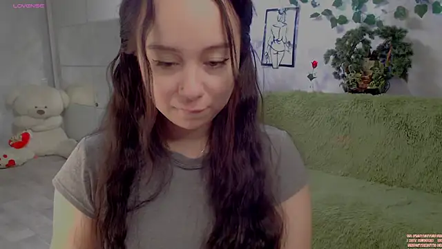 AlinaEleven online show from July 24, 2026, 10:06 pm