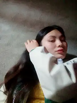 Snapshot of Hilary-123 chatting on January 10, 2026, 9:32 pm Hilary-123 online show from January 10, 2026, 9:32 pm