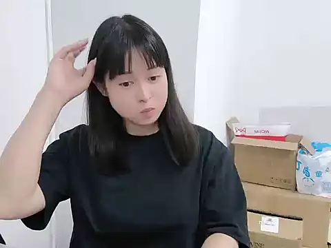 Snapshot of Cheri99 chatting on December 2, 2025, 8:27 am Cheri99 online show from December 2, 2025, 8:27 am