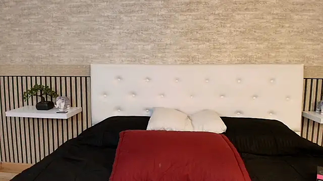 Snapshot of PatrickS25 chatting on December 19, 2025, 4:05 am PatrickS25 online show from December 19, 2025, 4:05 am