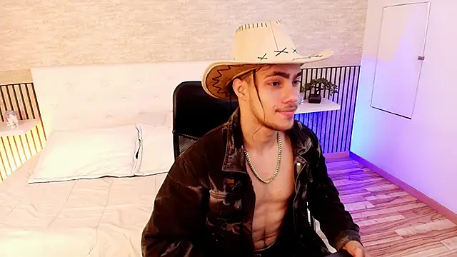 Snapshot of PatrickS25 chatting on December 17, 2025, 4:50 am PatrickS25 online show from December 17, 2025, 4:50 am