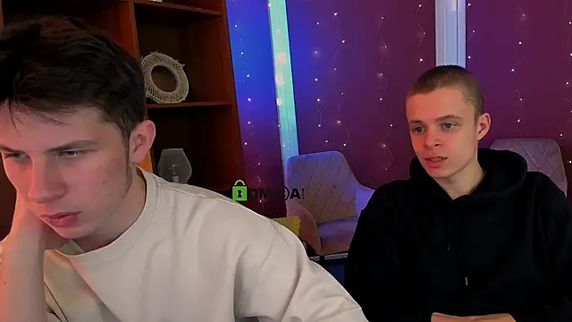 leo valor online show from December 15, 2025, 12:33 pm