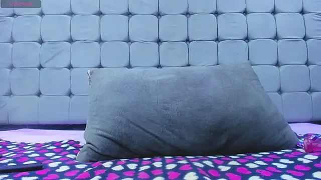 Snapshot of Messy_Karol_ chatting on January 5, 2026, 5:27 pm Messy Karol online show from January 5, 2026, 5:27 pm