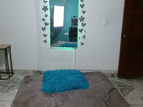 Snapshot of Andreaebony chatting on January 14, 2026, 12:42 pm Andreaebony online show from January 14, 2026, 12:42 pm