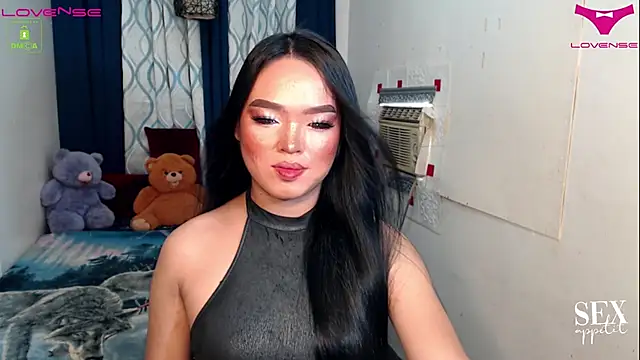 Fantacyloverr online show from May 12, 2026, 2:30 am