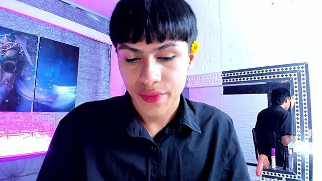 Snapshot of StormLuxX chatting on February 21, 2026, 5:26 pm StormLuxX online show from February 21, 2026, 5:26 pm