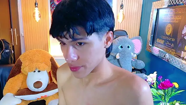 StormLuxX online show from March 26, 2026, 12:14 pm