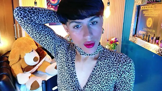 Snapshot of StormLuxX chatting on April 20, 2026, 1:24 pm StormLuxX online show from April 20, 2026, 1:24 pm