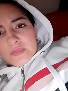 MisNicol online show from April 16, 2026, 10:12 pm