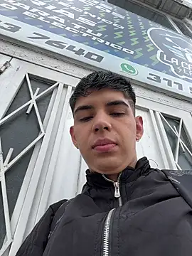 Snapshot of Johan_stick chatting on January 10, 2026, 4:02 pm Johan stick online show from January 10, 2026, 4:02 pm