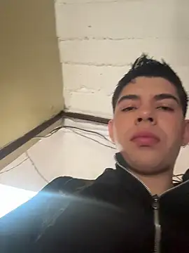 Snapshot of Johan_stick chatting on January 6, 2026, 3:49 pm Johan stick online show from January 6, 2026, 3:49 pm