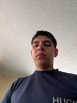 Snapshot of Johan_stick chatting on January 5, 2026, 5:49 pm Johan stick online show from January 5, 2026, 5:49 pm