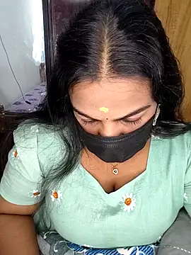 Tamil Shara online show from April 17, 2026, 9:45 am