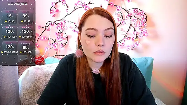 Snapshot of Ungoliant_Kiss chatting on February 14, 2026, 11:32 am Ungoliant Kiss online show from February 14, 2026, 11:32 am