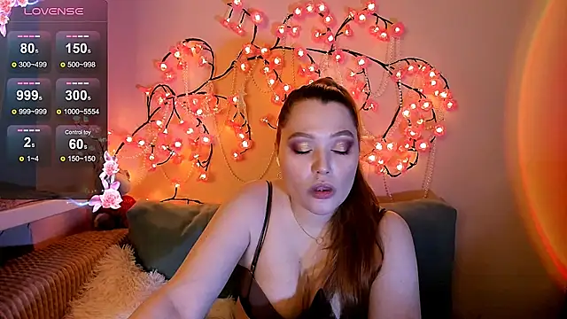 Snapshot of Ungoliant_Kiss chatting on January 18, 2026, 2:31 pm Ungoliant Kiss online show from January 18, 2026, 2:31 pm