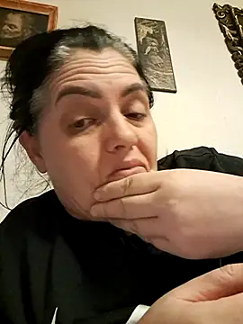 gini92 online show from February 2, 2026, 7:02 pm