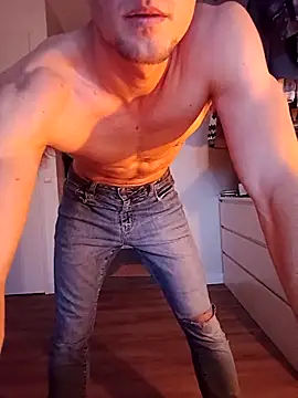 Snapshot of Boiky chatting on December 20, 2025, 3:15 pm Boiky online show from December 20, 2025, 3:15 pm